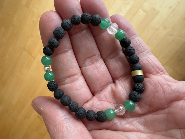 Edelsteinarmband Aventurin und Bergkristall in Lava